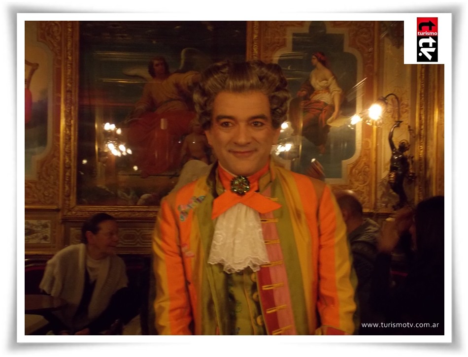 Noches de Carnaval en el café Florian de Venecia