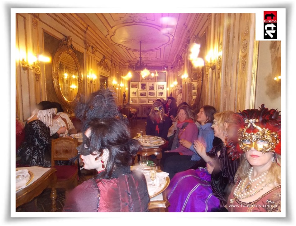 Noches de Carnaval en el café Florian de Venecia