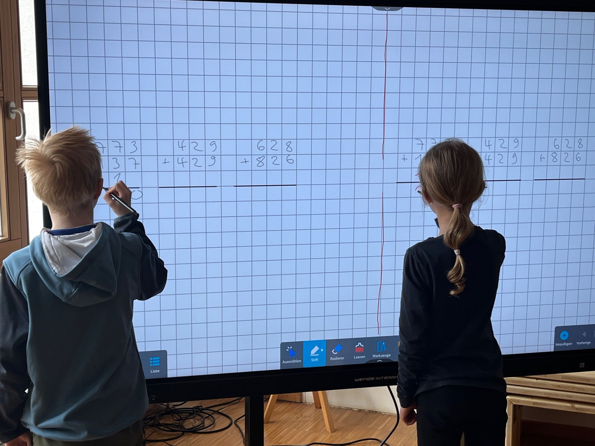 Digitale Tafeln für die Grundschule Mauerstetten