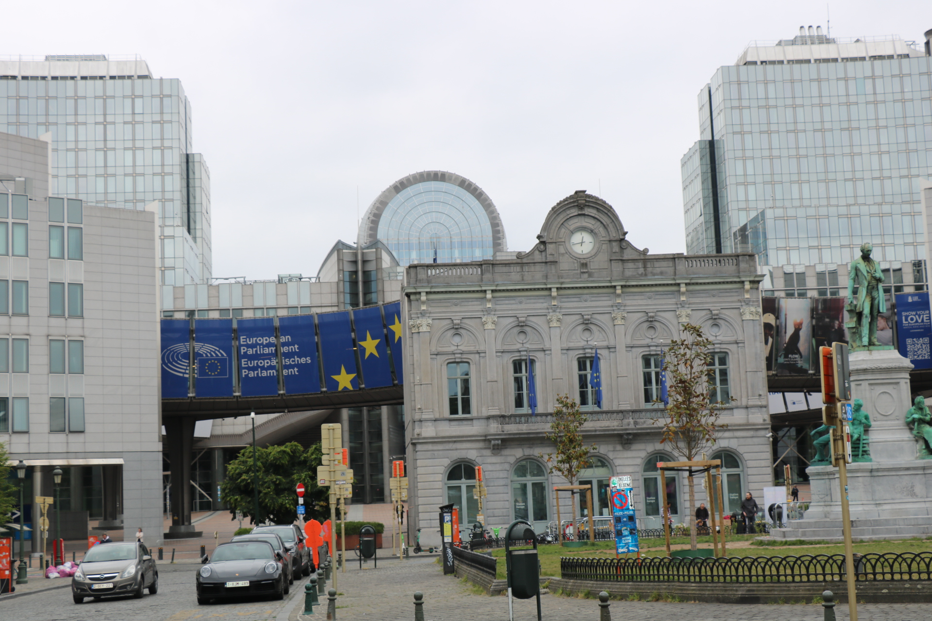 Parlement européen - Espace Léopold<br/><a href="https://fr.wikipedia.org/wiki/Espace_Léopold" target="_blank"><em style="color: #666;">plus d'infos</em></a>