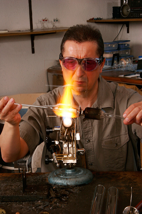 Manufacture of a candlestick