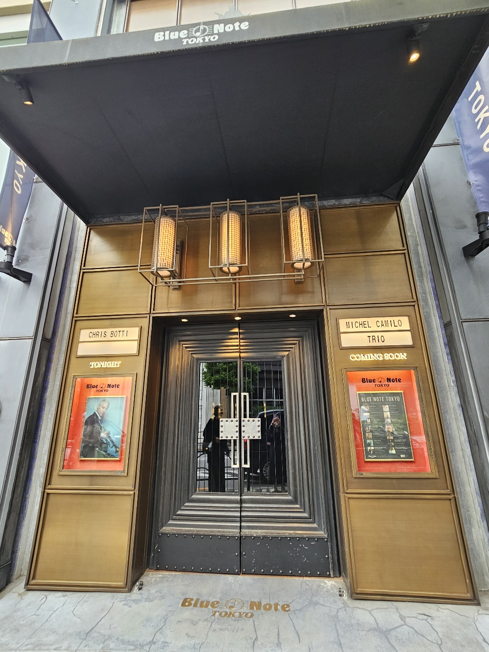 ブルーノート東京　正面入口
