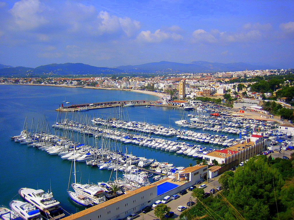 Blick auf den Hafen von Javea