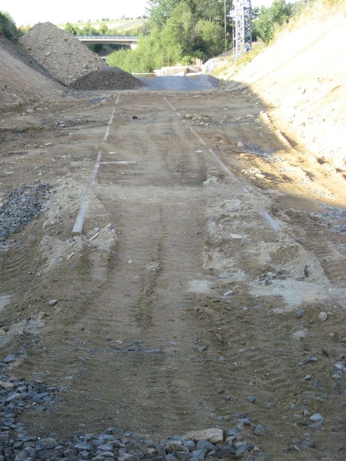 Das alte Gleis - verschwunden unter dem Damm für den Bockelbergweg