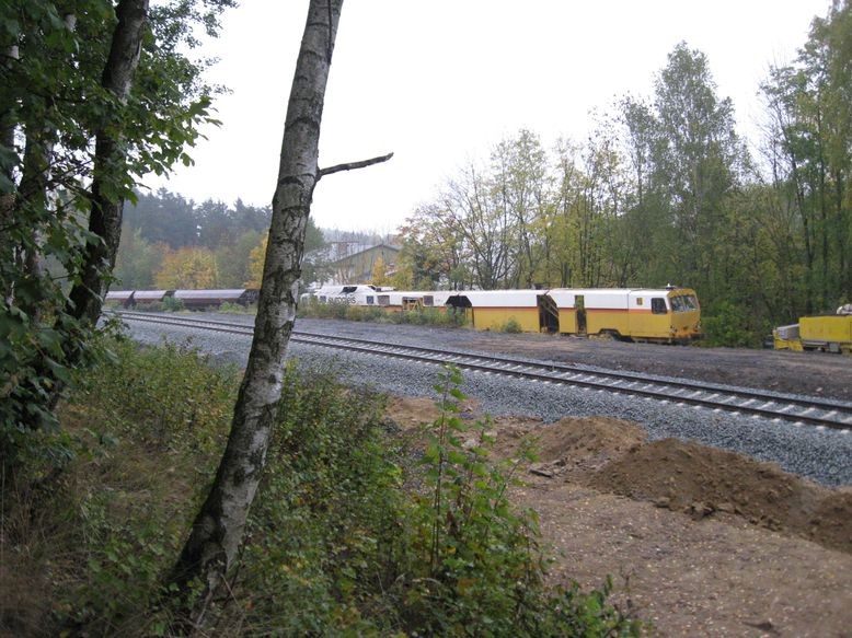 Auf dem Gleis nach Selb geparkte Einheiten