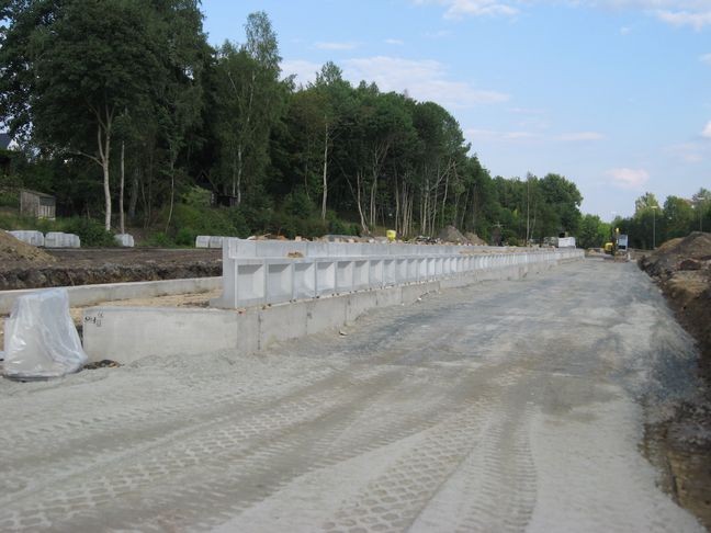 Bahnsteigkante am Gleis nach Selb-Stadt