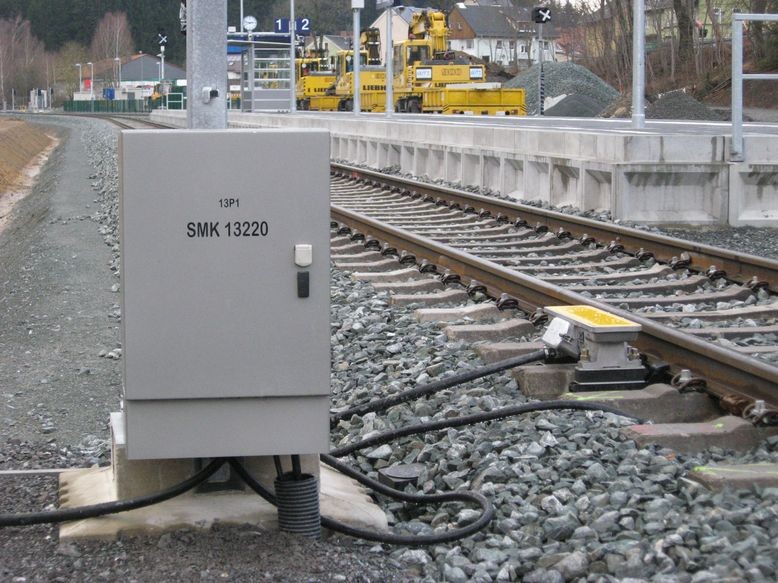 Schaltkasten am Hauptsignal mit Gleismagnet