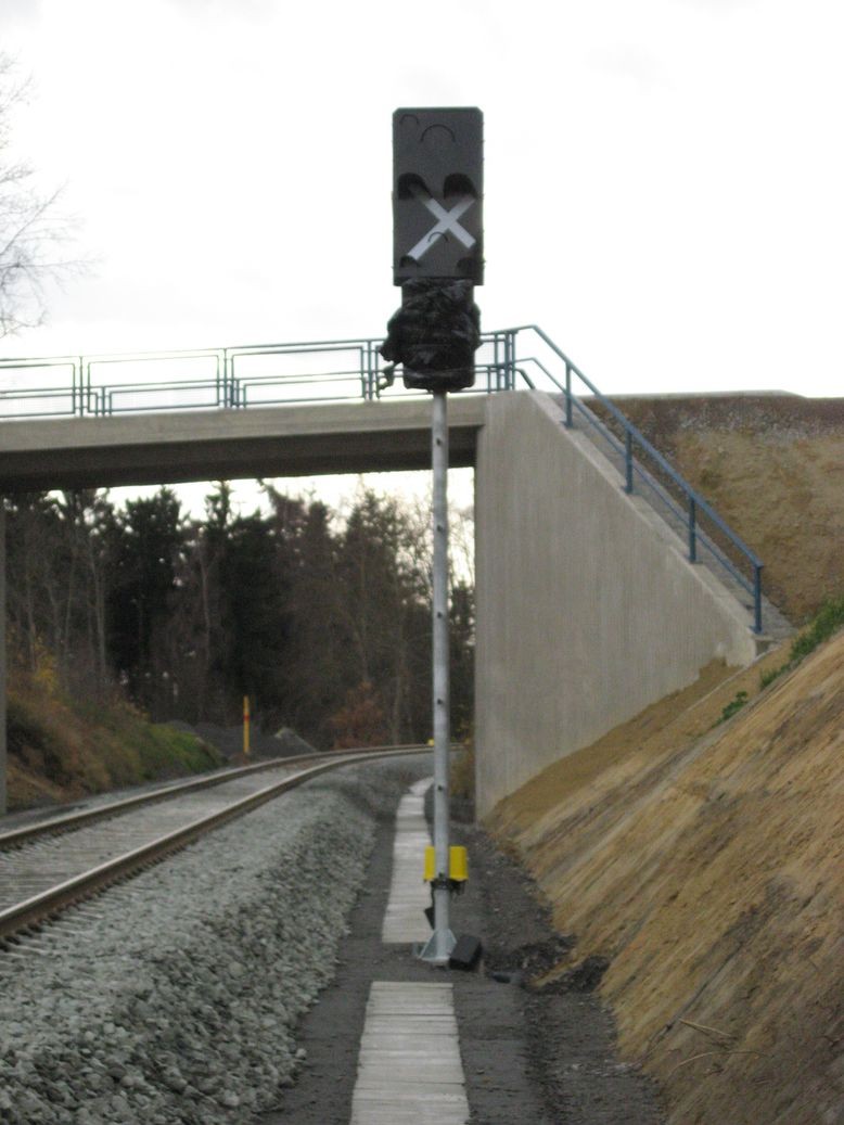 Vorsignal vor Bockelbergweg-Brücke