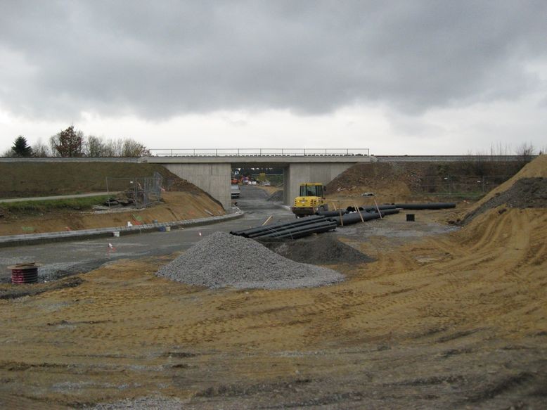 Bahnbrücke bei Wildenau aus Richtung Wildenau