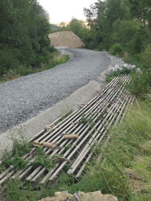 Trasse Richtung neue Bahnbrücke