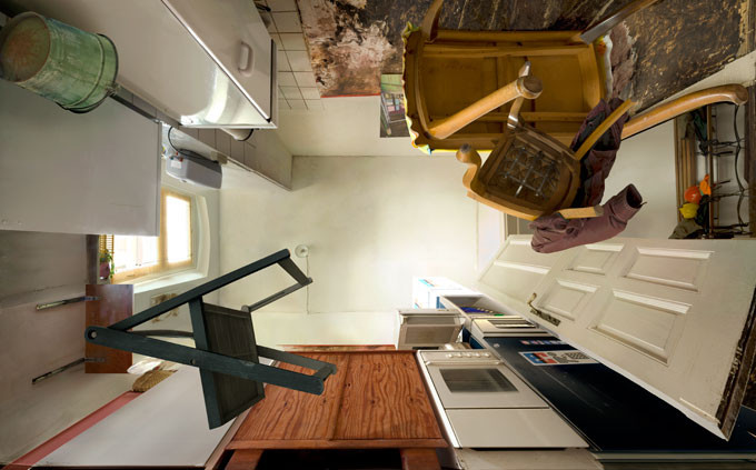 "own kitchen" • 2010 • 200 x 326 cm
