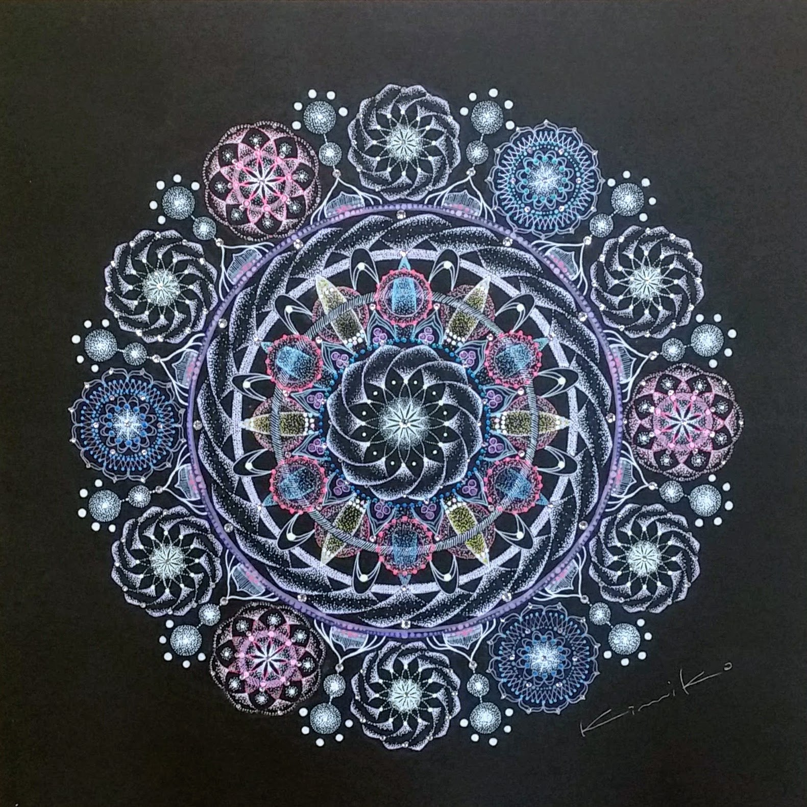 点描曼荼羅とは アトリエよろこびの種 初めての方でも大丈夫 少人数制できめ細やか