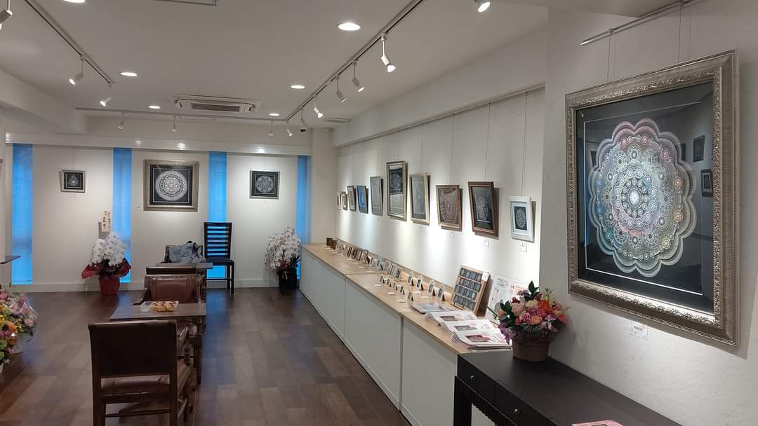 点描曼荼羅画個展　盛況にて終了いたしました　前編