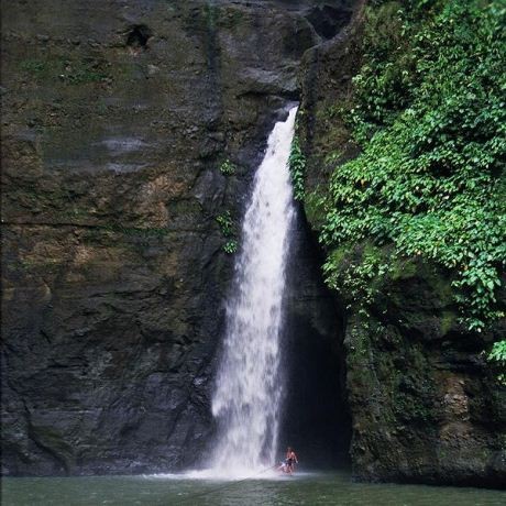Pagsanjan Falls, Pagsanjan, Laguna (Creative Commons Photo, Courtesy of GF Hund on Wikipedia)