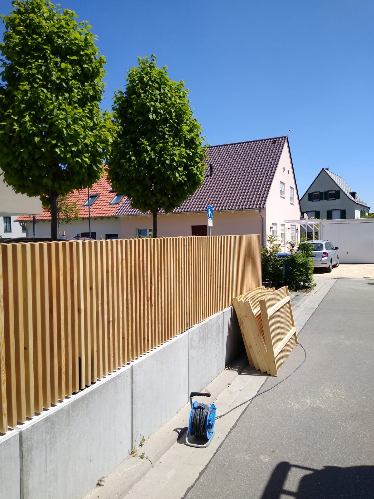 Alle Latten am Zaun Innenausbau Schreinerei