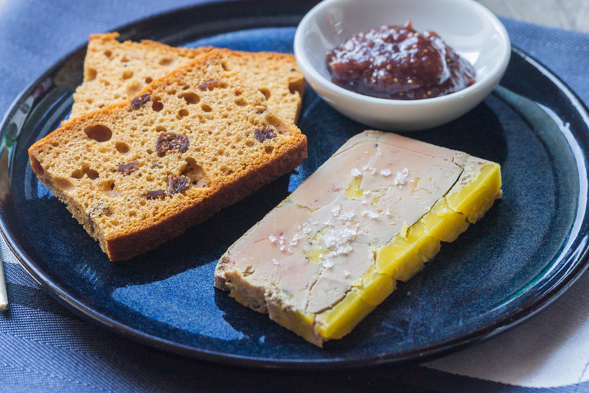 Foie gras en terrine + condiments