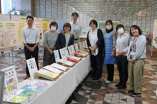 札幌市役所ロビー展示