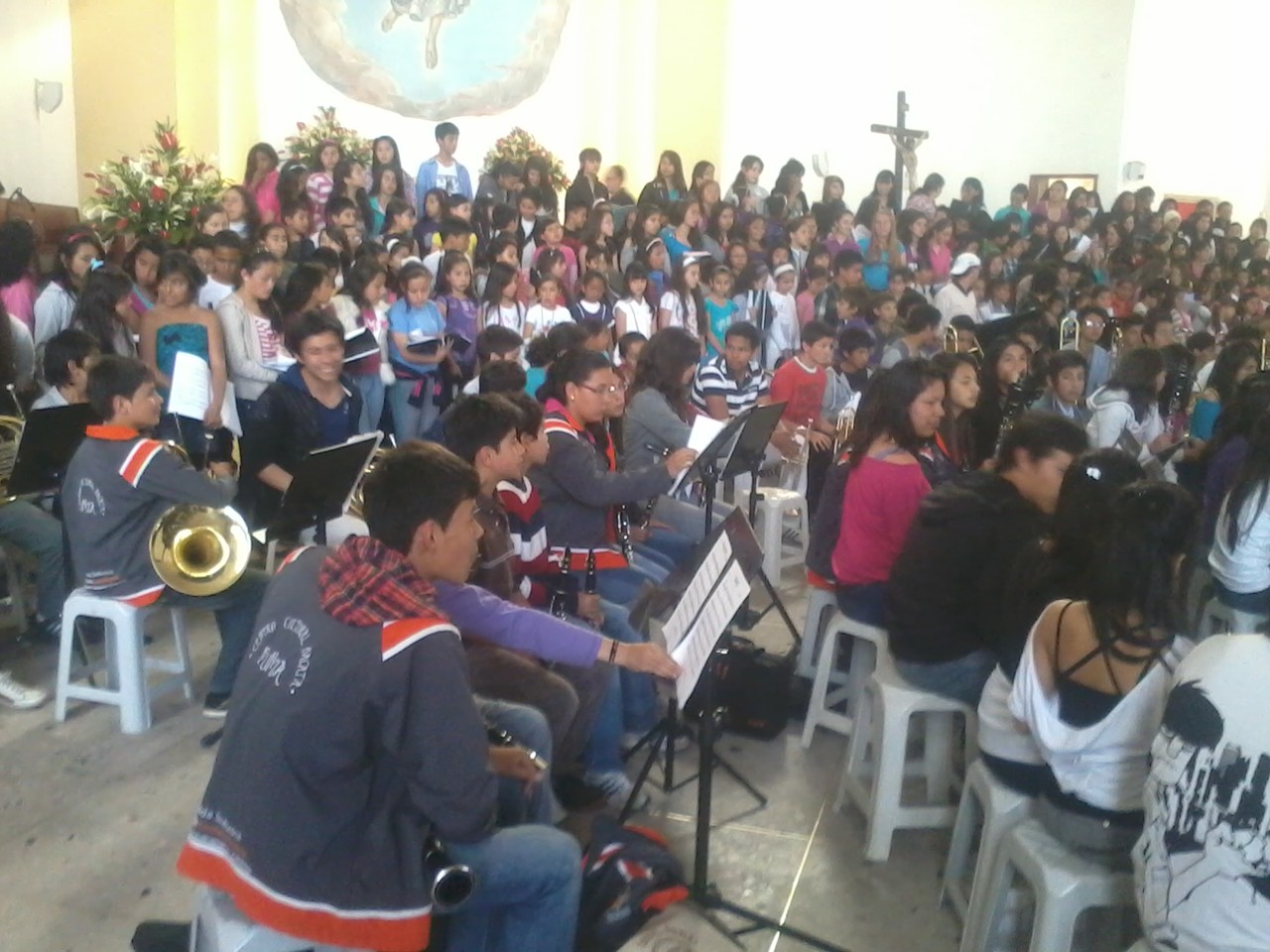 Ensayo general con bandas. 27 de Octubre de 2012 Lugar : Parroquia Catedral San Juan Bautista de La Estrada  Kra 69k Nro 68 - 58 
