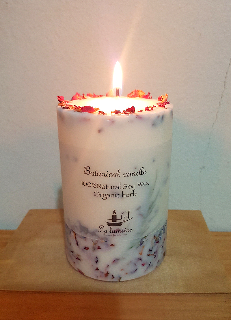 1. Botanical candle
