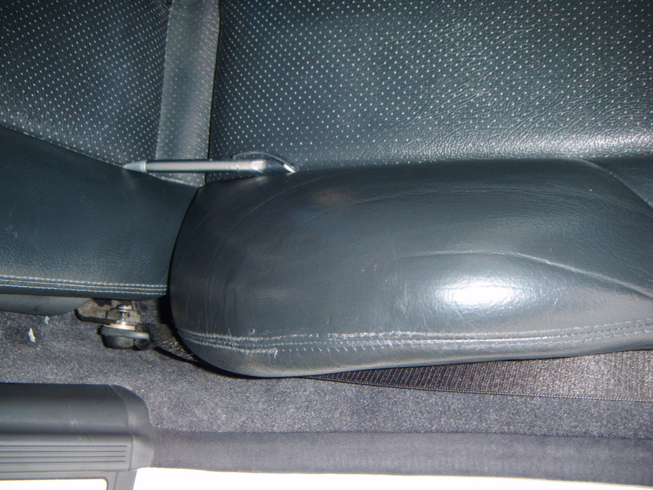 Leder Reparatur  (Nachher)