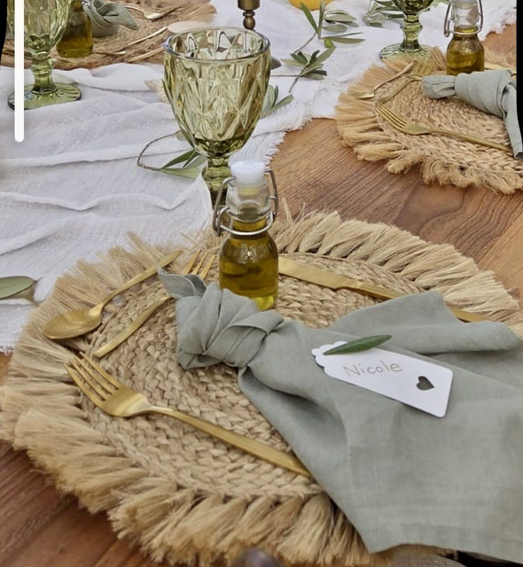 Mietmöbel, Würzburg, Tisch, Stühle, Verleihservice, mieten, leihen, ausleihen, Hochzeit, freie Trauung, Aschaffenburg, Schweinfurt, Nürnberg, Rothenburg, Fulda, Event, Unterfranken, Franken, Bayern, Platzset mieten, Hochzeitsdeko, Tischdeko, Zelthochzeit