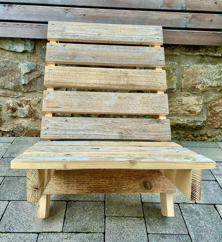 Mietmöbel, Würzburg, Tisch, Stühle, Verleihservice, mieten, leihen, ausleihen, Hochzeit, freie Trauung, Aschaffenburg, Schweinfurt, Nürnberg, Rothenburg, Fulda, Event, Unterfranken, Franken, Bayern, Schwedenstuhl, Loungemöbel, Palettenlounge, Zelthochzeit