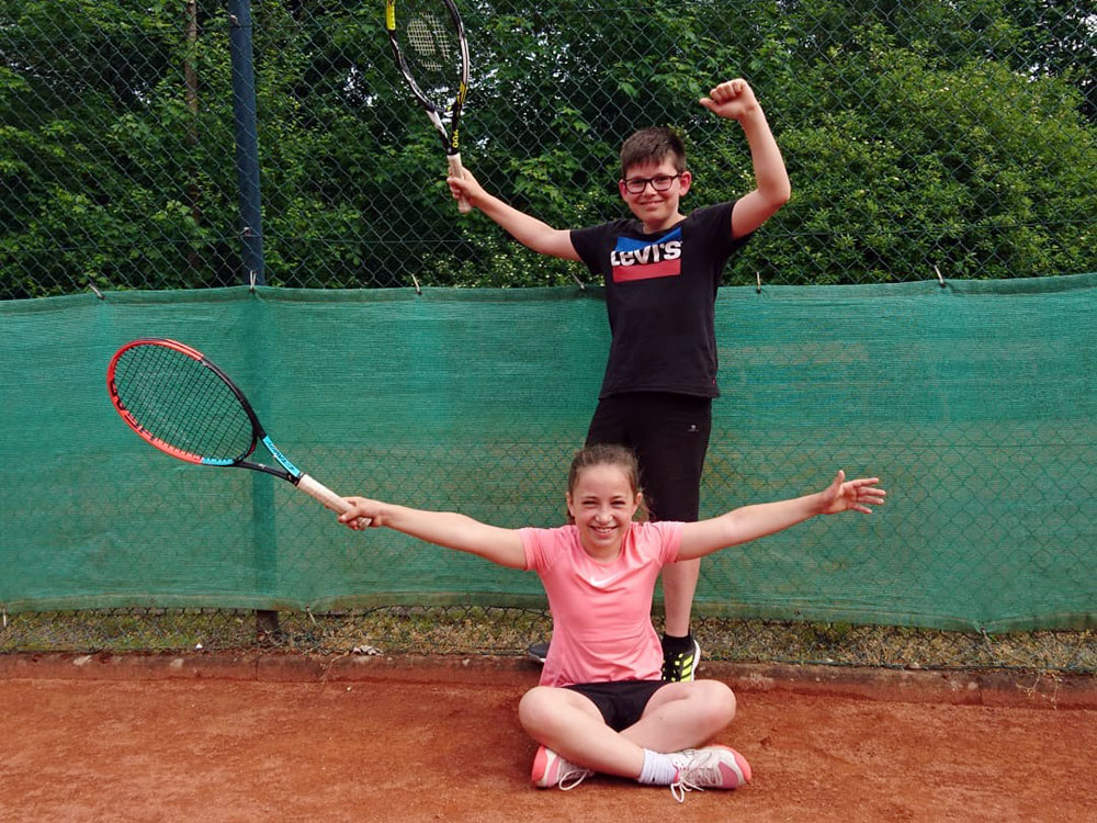 U12-Mixed-Team 2022 Jule Busch vom TC Gottfried von Cramm Erndtebrück und Noah Vier vom TC RW Bad Laasphe