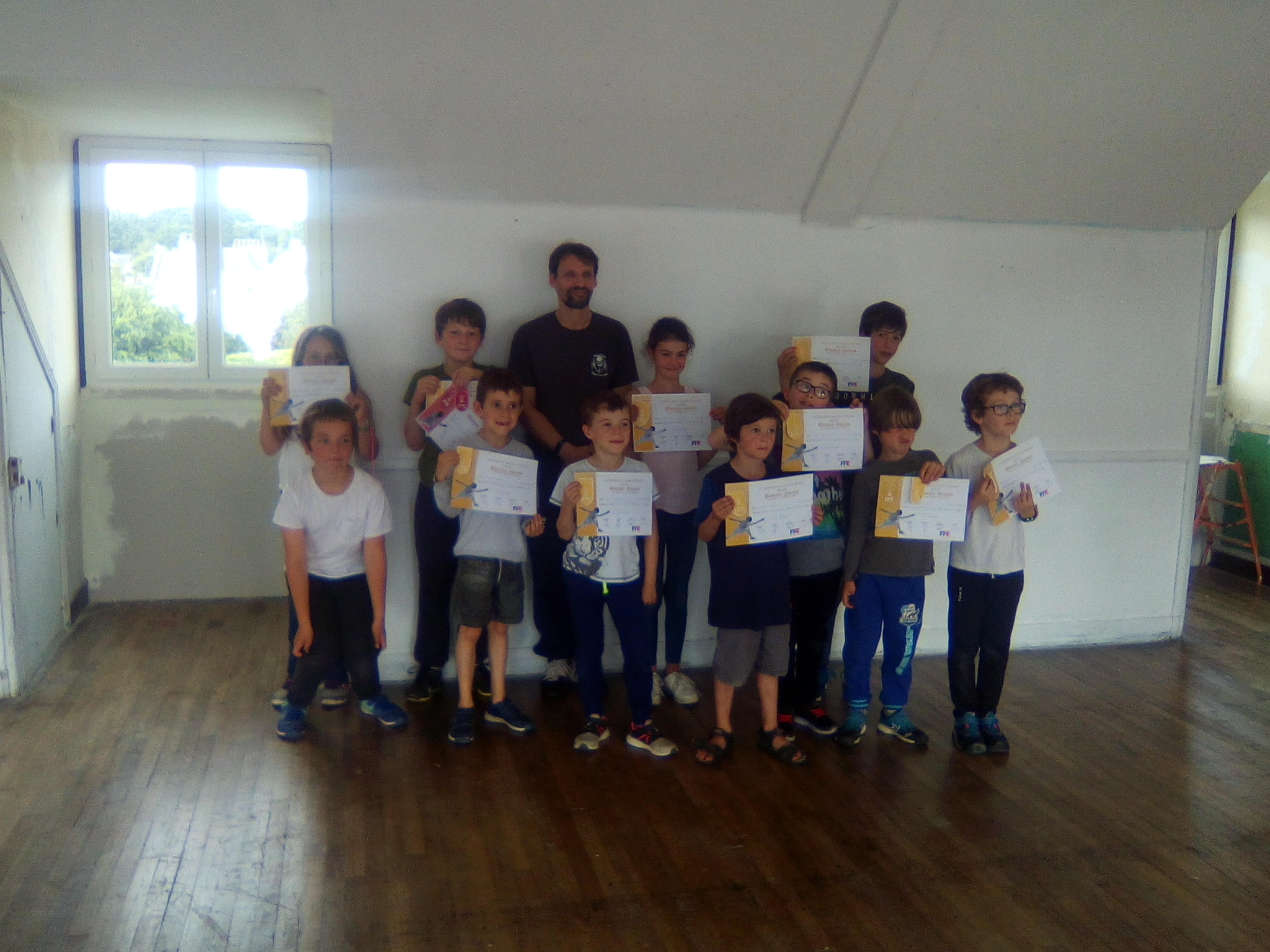 Remise des Blasons au élèves de l'annexe de Guémené sur Scorff