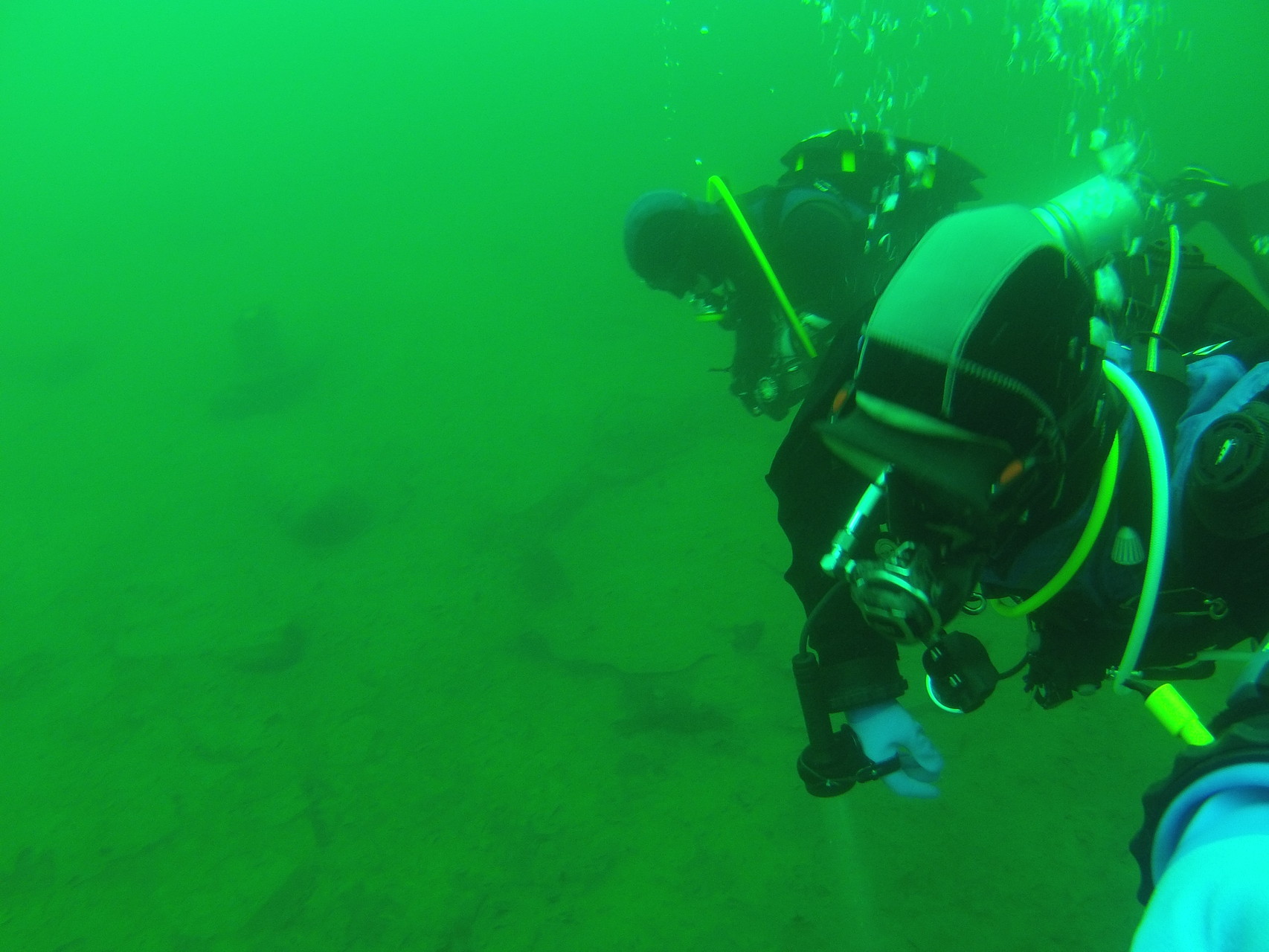 Erfahrungen im Sidemount-Tauchen sammeln und das bei guter Sicht im ...