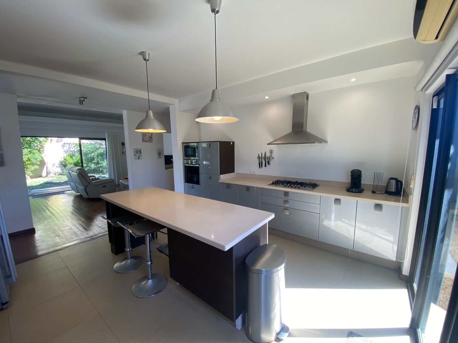 Villa for sale with 3 bedrooms, swimming pool and kiosk, fully furnished in Mauritius offered by jinvesty Mauritius