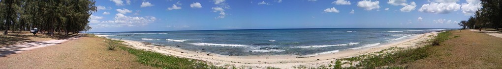 PLAGE de POINTE AUX PIMENTS ILE MAURICE