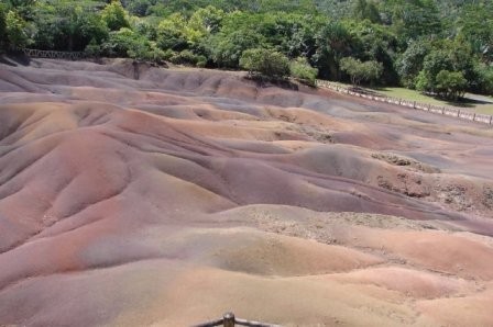 Terre aux 7 couleurs de CHAMAREL