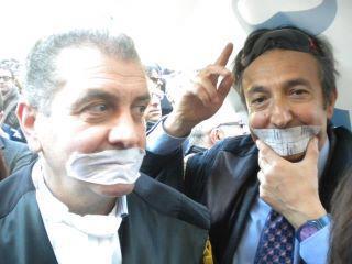 Immagini della protesta