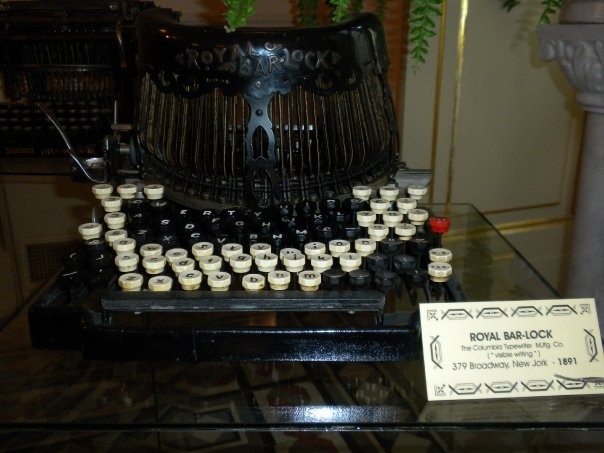 ROYAL BAR-LOCK The Columbia Typewriter  MJfg. Co.  ( “ visible writing “ ) 379 Broadway, New Jork  - 1891