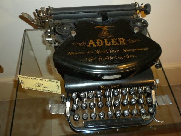 ADLER Adler Typewriter co. German - 1898 (Primo piano)