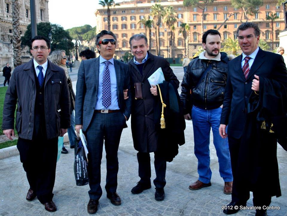 Arrivo in Piazza Cavour, 15 marzo 2012