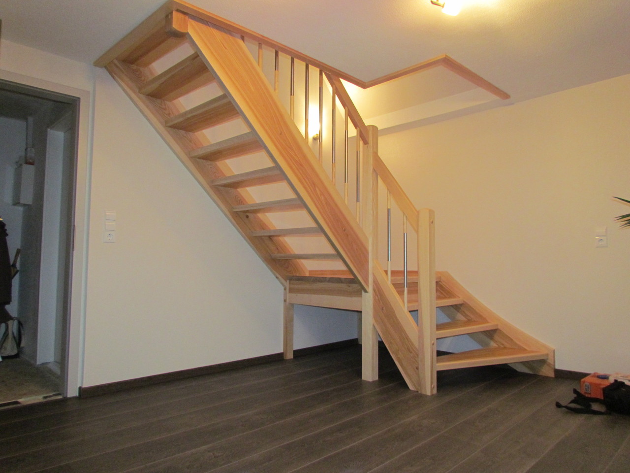 Viertelgewendelte Treppe mit Podest