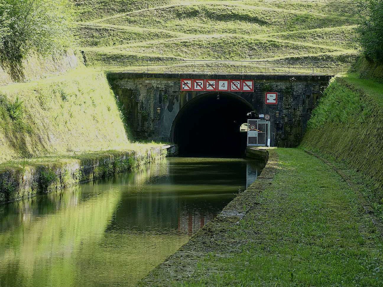 Marne-Rhein-Kanal-Tunnel