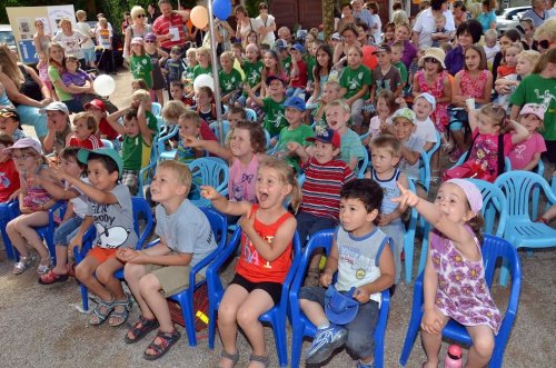 Das Puppentheater in Stuttgart ist immer ein Erlebnis und seit über 20 Jahren auch für die Sparkassen in Schulen und Kindergärten mit ihrer Präventionsarbeit unterwegs. Das Puppentheater in Stuttgart für große und kleine Kinder.