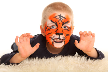 Kinderschminken der neuen Generation in Paderborn und Umgebung! Das gabs noch nie: beste Materialien und gut aussehende Damen schminken ihre Kinder auf jedem Event zum glücklich sein! Faire Preise und noch viel Service gibts dazu rundet das Angebot ab. 