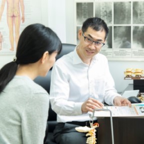 ドクターバンカイロプラクティック：Dr.Ban Chiropractic in Osaka