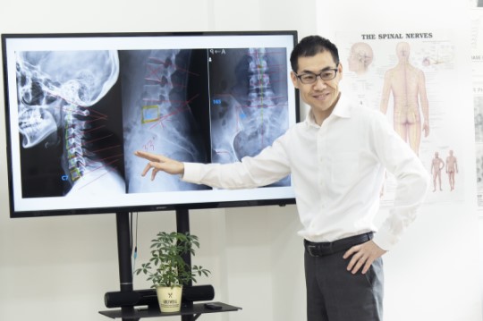 Scientific X-ray analysis for personalized chiropractic care planning.