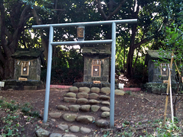 走水神社 三社