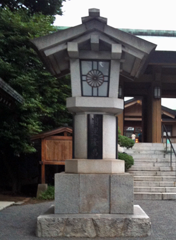 東郷神社 灯篭