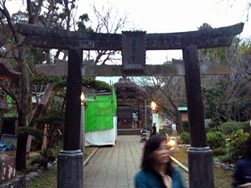 江島神社 奥津宮