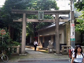 銀杏岡八幡神社 鳥居