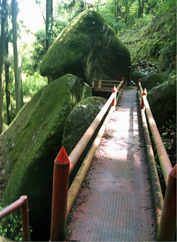 名草厳島神社