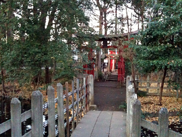 調神社 旧本殿 稲荷神社