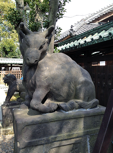 牛嶋神社 狛牛