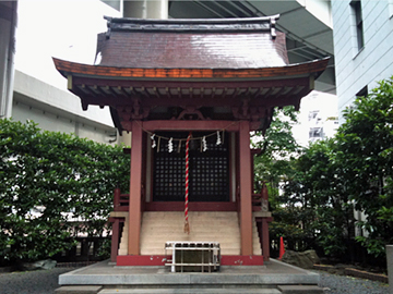 兜神社 社殿